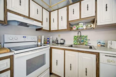 418 Monaco I Court #418, Delray Beach FL - photo 13 of 40