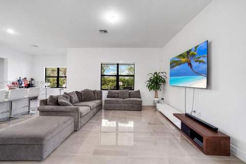 17325 SW 41 Street, Miramar FL - photo 11 of 53