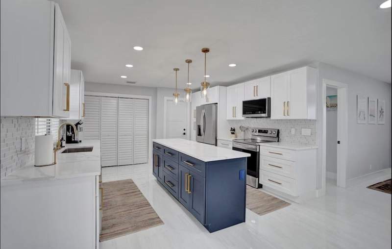 4 bedroom Single Family Residence at 521 Curlew Road, Tropic Palms 1, Delray Beach — photo 4
