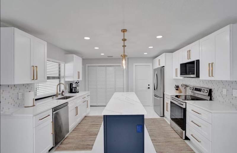 4 bedroom Single Family Residence at 521 Curlew Road, Tropic Palms 1, Delray Beach — photo 5