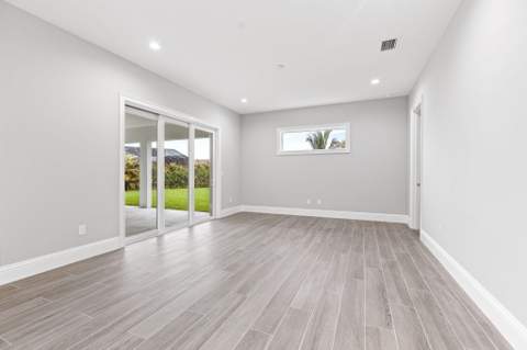 179 SE Via Lago Garda, Port St. Lucie FL - photo 9 of 17