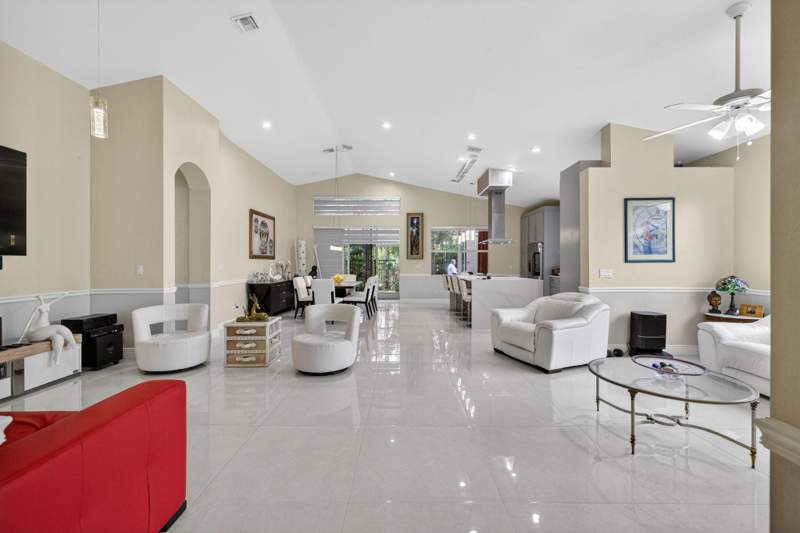 3 bedroom Single Family Residence at 1740 SW Jamesport Drive, Second Replat Of Portofino Isles, Port St. Lucie — photo 4