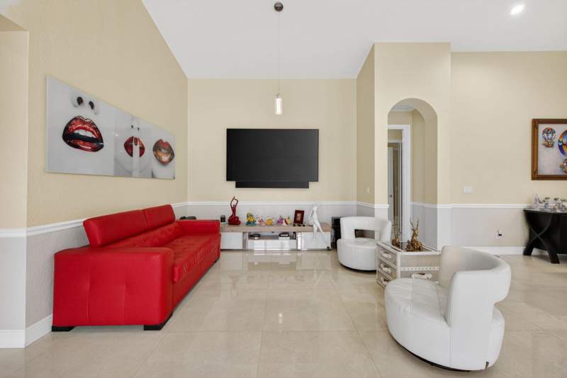 3 bedroom Single Family Residence at 1740 SW Jamesport Drive, Second Replat Of Portofino Isles, Port St. Lucie — photo 5