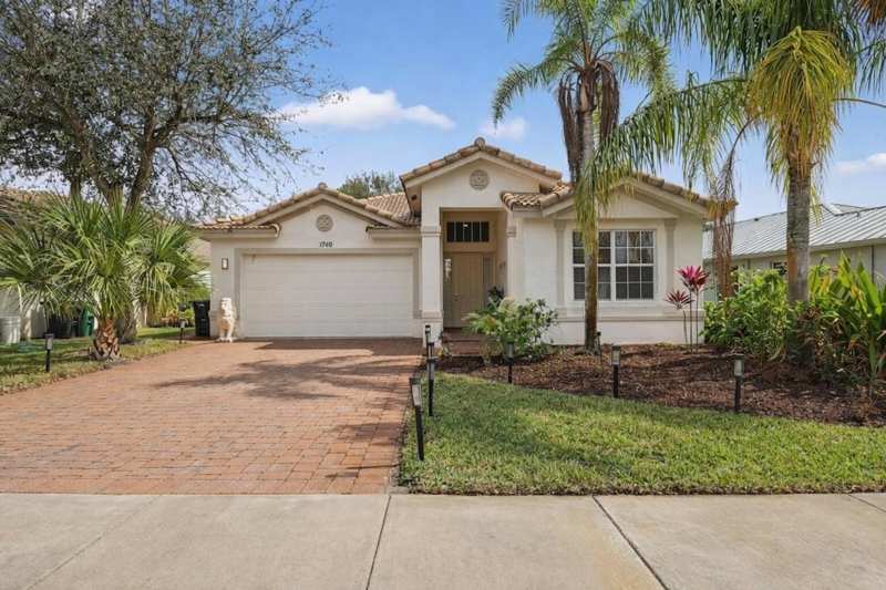 3 bedroom Single Family Residence at 1740 SW Jamesport Drive, Second Replat Of Portofino Isles, Port St. Lucie — photo 1