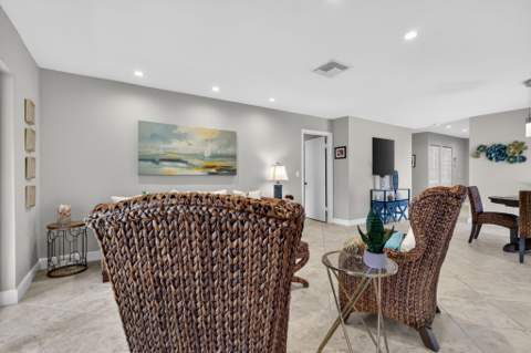 41 Stratford Lane #B, Boynton Beach FL - photo 7 of 68