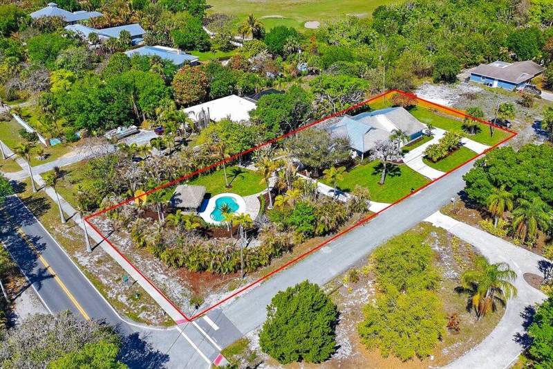 3 bedroom Single Family Residence at 2366 SE Country Club Lane, Port Sewall, Stuart — photo 5