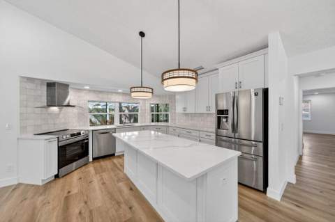 2366 SE Country Club Lane, Stuart FL - photo 24 of 53