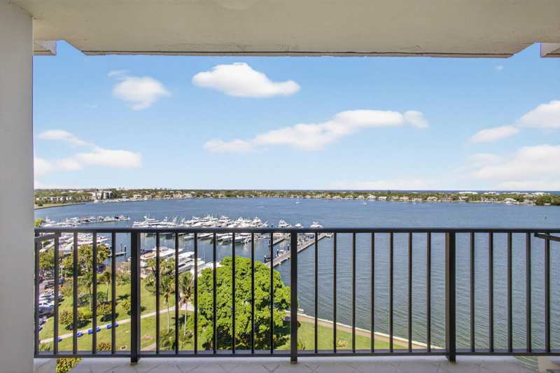 2 bedroom Condominium at 134 Lakeshore Drive #T14, Old Port Cove Condo Two, North Palm Beach — photo 1