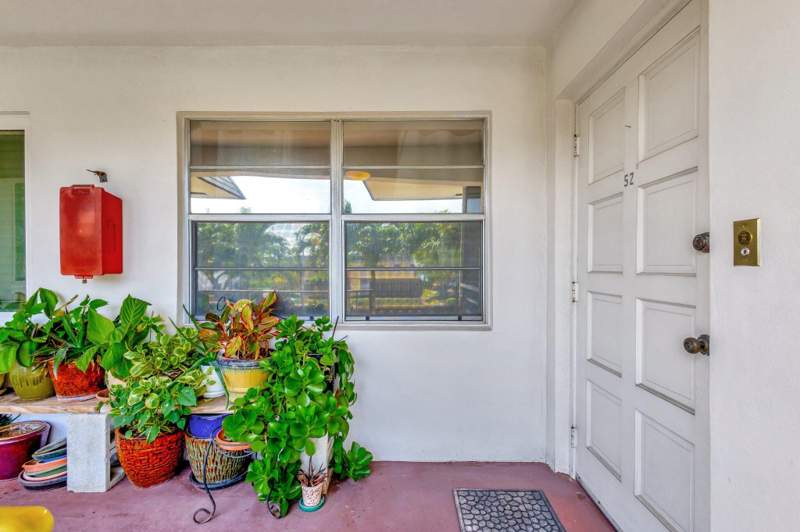 1 bedroom Condominium at 52 Plymouth F, Plymouth Condos A To F, West Palm Beach — photo 2