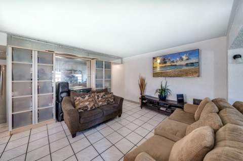 7 Ann Lee Lane, Tamarac FL - photo 20 of 54