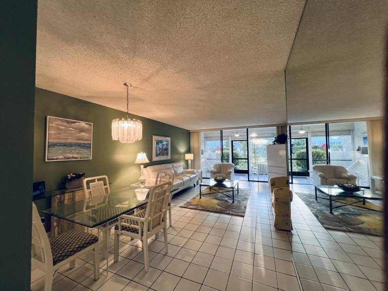 2 bedroom Condominium at 4387 Trevi Court, Fountains Of Palm Beach Condo 2, Greenacres — photo 5