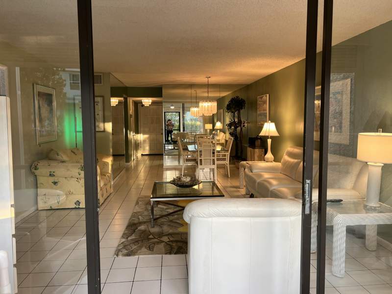 2 bedroom Condominium at 4387 Trevi Court, Fountains Of Palm Beach Condo 2, Greenacres — photo 4