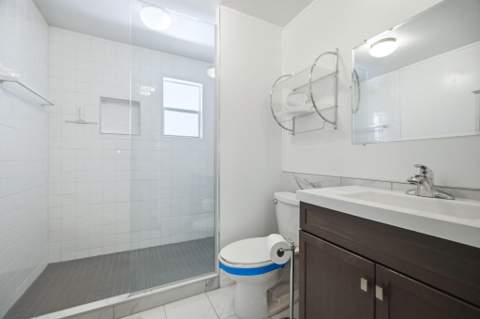 5560 E Marina Drive, Fort Lauderdale FL - photo 24 of 44