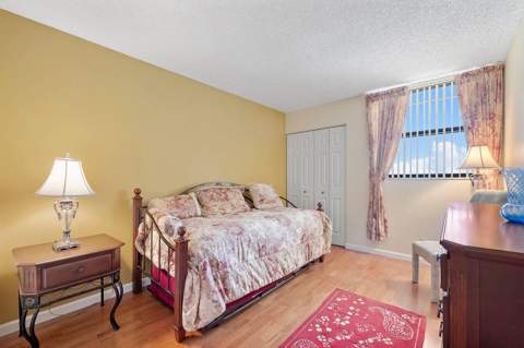 116 Lake Emerald Drive #403, Oakland Park FL - photo 12 of 27