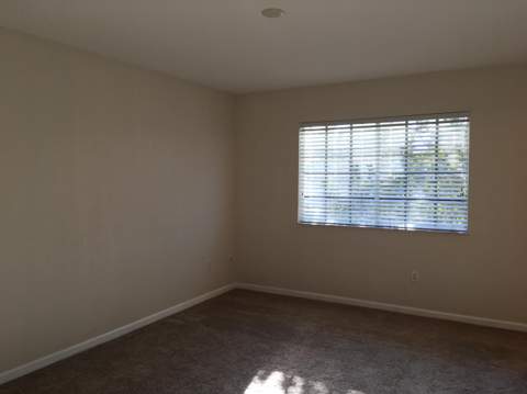 1213 Abaco Lane, Riviera Beach FL - photo 8 of 13