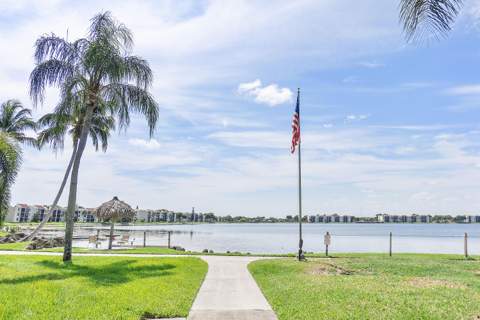 116 Lake Emerald Drive #403, Oakland Park FL - photo 18 of 27