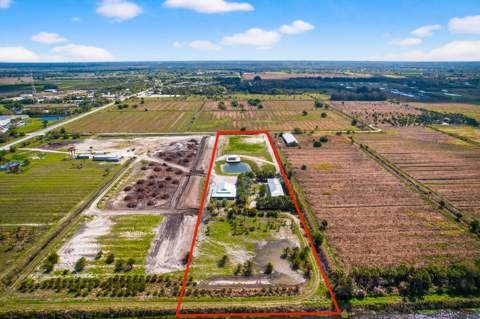 200 S Graves Road, Fort Pierce FL - photo 9 of 59
