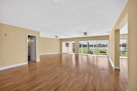 478 Tequesta Drive #205, Tequesta FL - photo 10 of 50