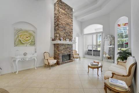 8197 Butler Greenwood Drive, West Palm Beach FL - photo 6 of 46