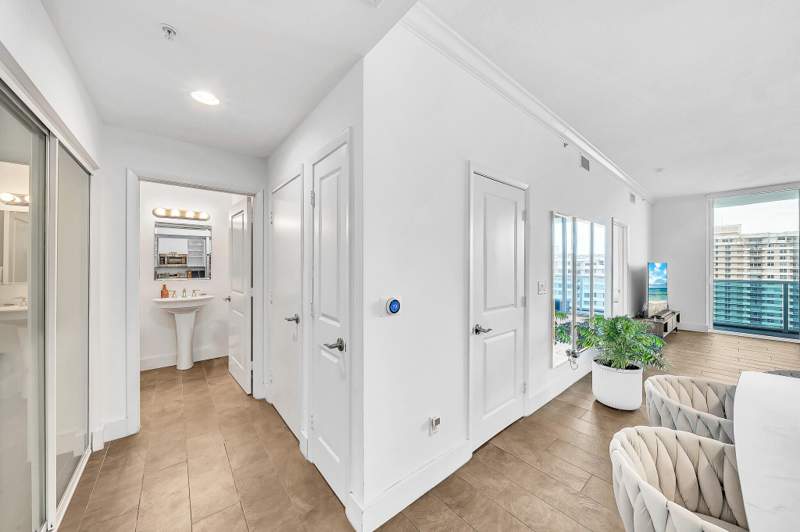 2 bedroom Condominium at 1945 S Ocean Drive #1803, Ocean Marine Yacht Club Condo, Hallandale Beach — photo 5