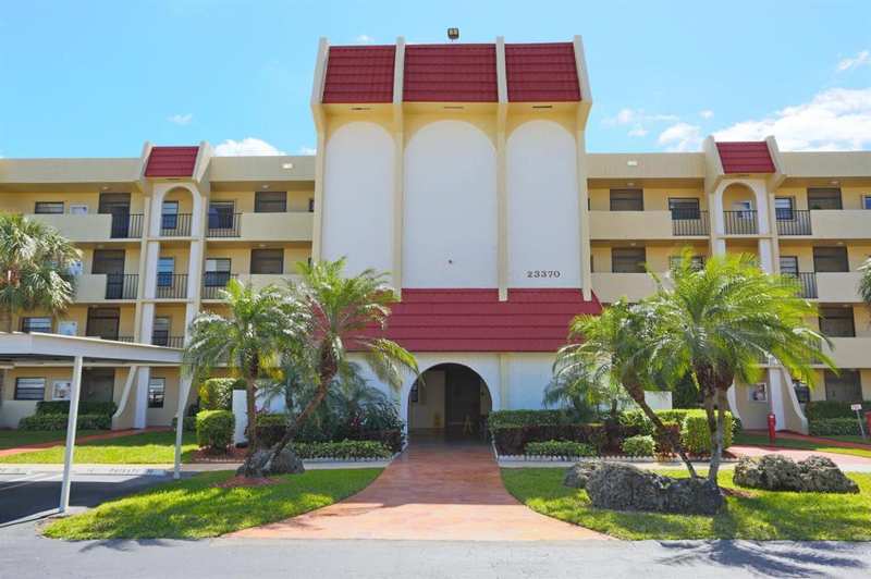 2 bedroom Condominium at 23370 Carolwood Lane, Pines Of Boca Barwood Condo, Boca Raton — photo 1