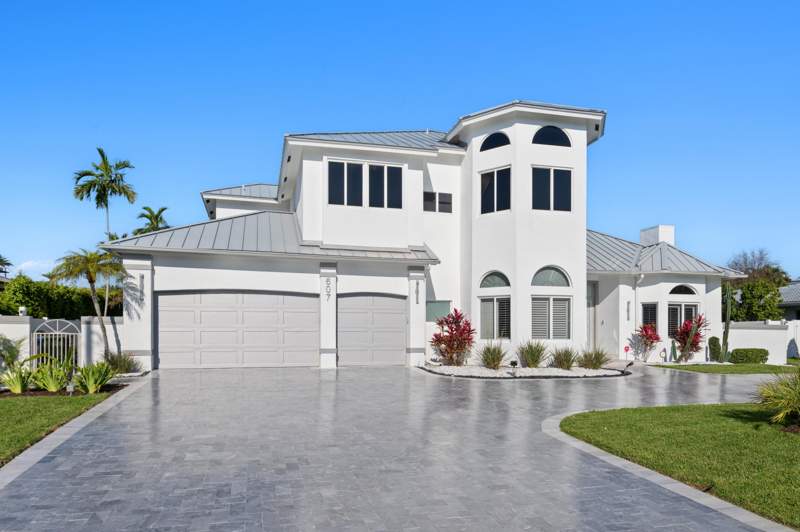 4 bedroom Single Family Residence at 607 Intracoastal Drive, Sunrise Intracoastal, Fort Lauderdale — photo 4
