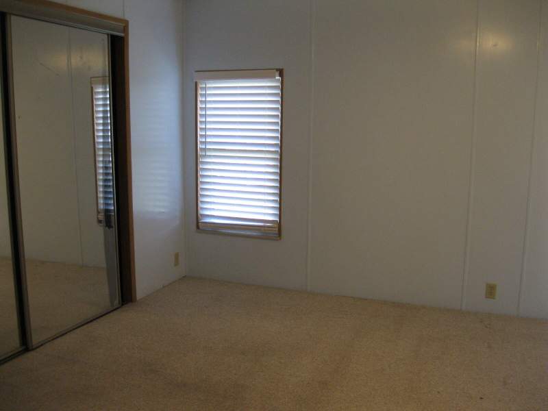 2 bedroom Manufactured Home at 493 Hemingway Terrace, Tropical Isles, Fort Pierce — photo 5