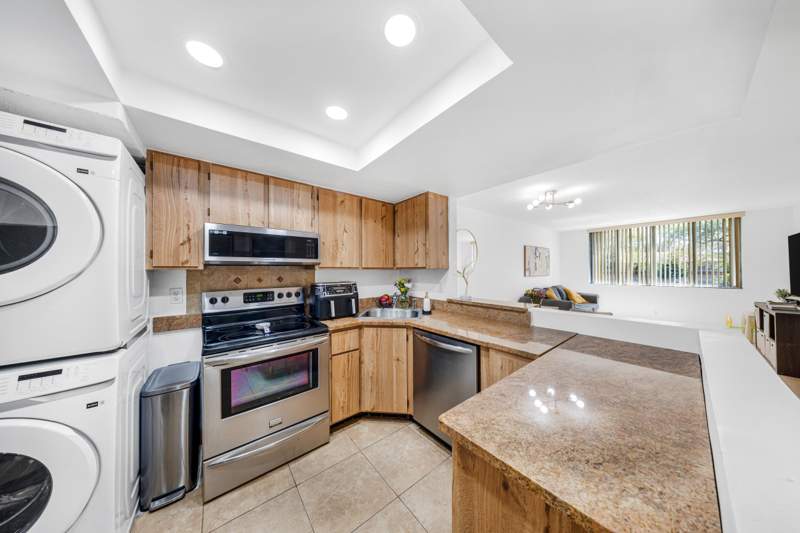 2 bedroom Condominium at 3249 Riverside #D-202, Palm Court Condo, Coral Springs — photo 4