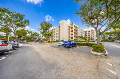 3249 Riverside #D-202, Coral Springs FL - photo 15 of 17