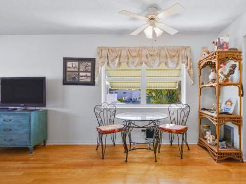 480 Horizons #208, Boynton Beach FL - photo 8 of 41