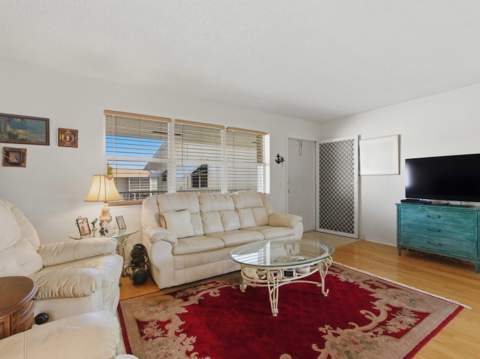 480 Horizons #208, Boynton Beach FL - photo 7 of 41