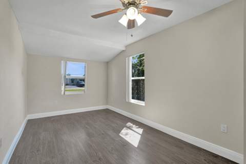 131 NE 51st Street, Oakland Park FL - photo 16 of 22