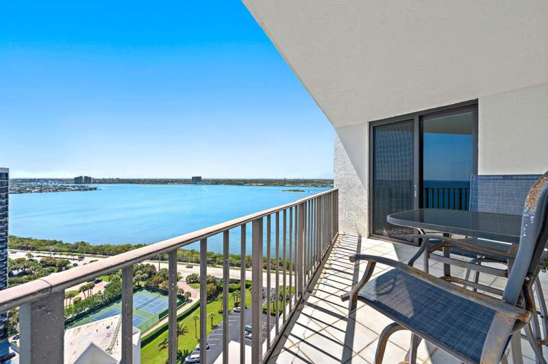 2 bedroom Condominium at 5420 N Ocean Drive #Ph2, Connemara Condo, Riviera Beach — photo 3