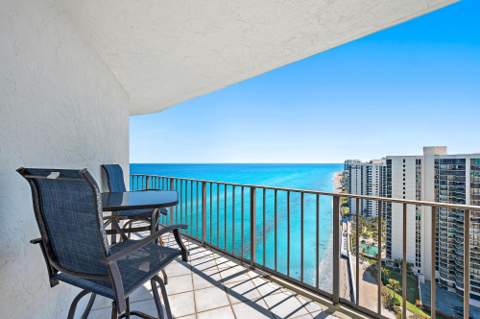 5420 N Ocean Drive #Ph2, Riviera Beach FL - photo 16 of 34