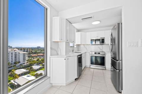 1010 S Ocean Boulevard #1502, Pompano Beach FL - photo 9 of 26