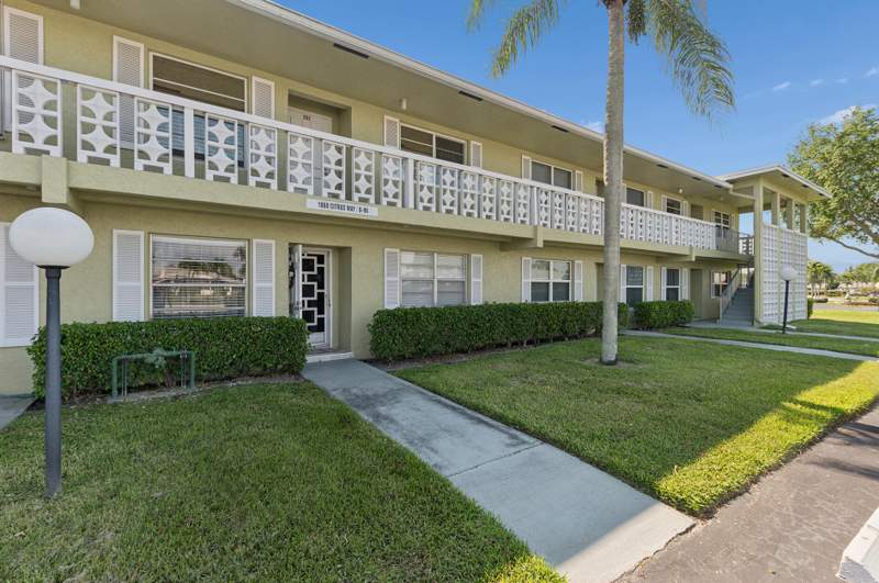 2 bedroom Condominium at 1060 Citrus Way #204, Pines Of Delray Condo, Delray Beach — photo 2