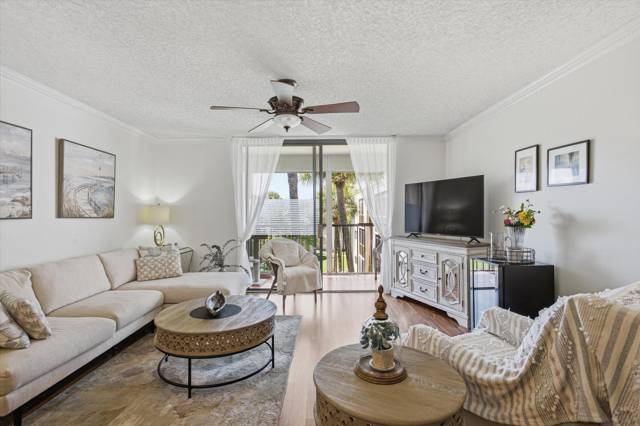 5370 Las Verdes Circle #303