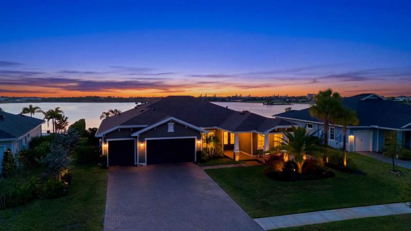 4 bedroom Single Family Residence at 829 Hookline Circle, Arden , Loxahatchee — photo 2