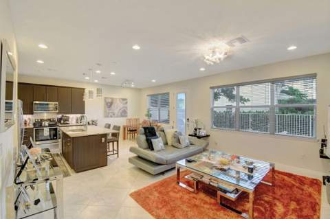 1105 Banyan Drive, Hollywood FL - photo 7 of 40