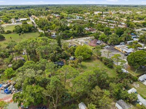 5133 Pine Grove Drive, West Palm Beach FL - photo 17 of 27