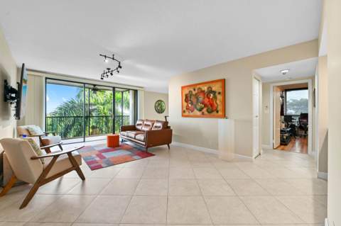 5951 Wellesley Park Drive #Apt 702, Boca Raton FL - photo 17 of 27