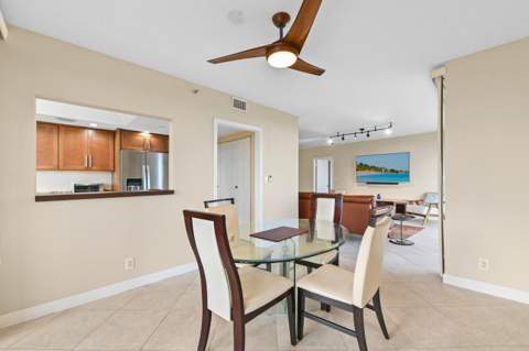 5951 Wellesley Park Drive #Apt 702, Boca Raton FL - photo 7 of 27