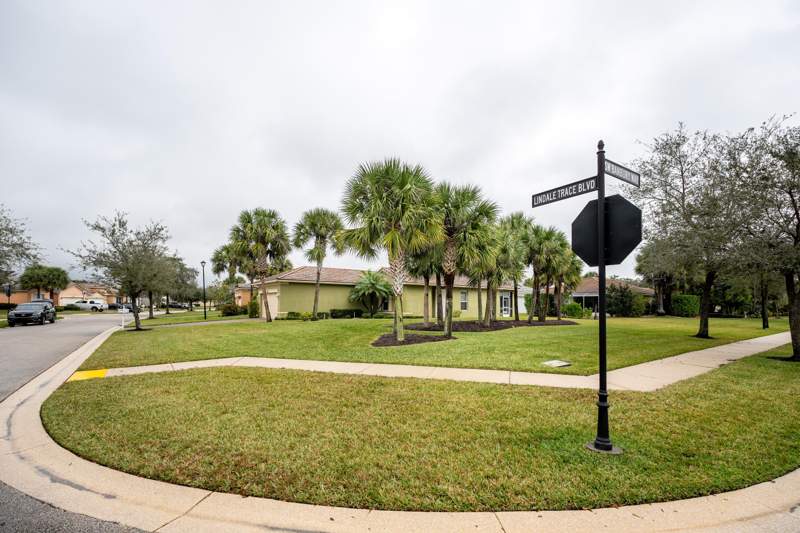 3 bedroom Single Family Residence at 9692 SW Lindale Trace Boulevard, Tradition Plat No 18, Port St. Lucie — photo 3