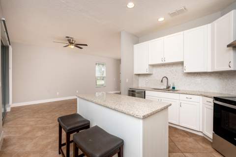 9692 SW Lindale Trace Boulevard, Port St. Lucie FL - photo 9 of 36