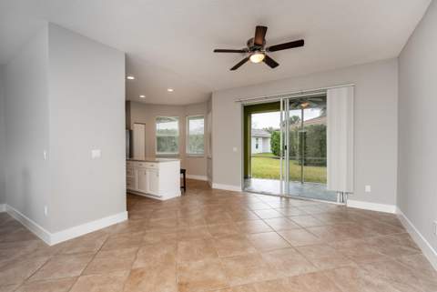 9692 SW Lindale Trace Boulevard, Port St. Lucie FL - photo 13 of 36