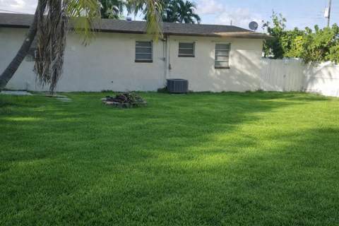 842 Kaye Street, West Palm Beach FL - photo 20 of 21