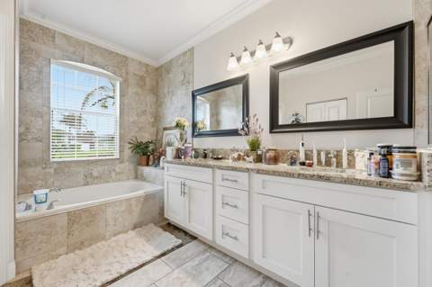 6988 NW Hartney Way, Port St. Lucie FL - photo 16 of 44