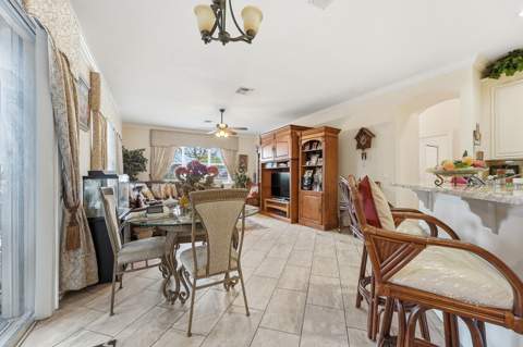 6988 NW Hartney Way, Port St. Lucie FL - photo 7 of 44