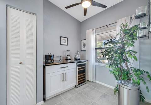 7915 Willow Spring Drive #1223, Lake Worth FL - photo 12 of 29