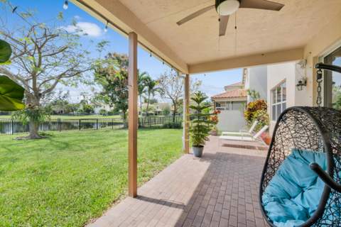 4684 Veteran Terrace, Lake Worth FL - photo 18 of 42